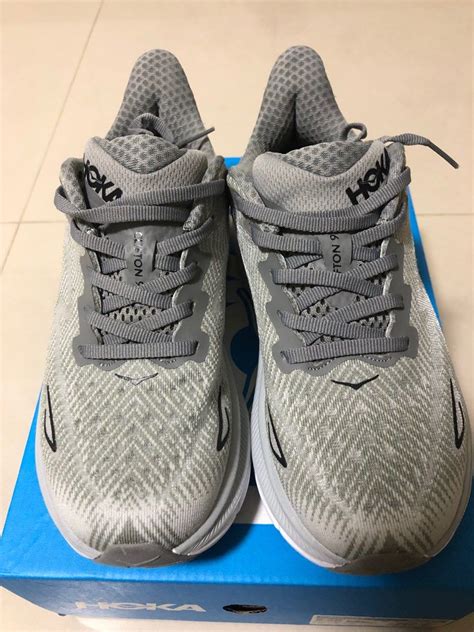 Hoka One One Clifton 9 跑鞋 慢跑鞋 輕量 運動 重訓 跑步 24年中慶 她的時尚 鞋類 運動鞋、球鞋在旋轉拍賣