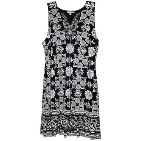 Hawthorn Dresses Hawthorn Black White Medallion Sleeveless