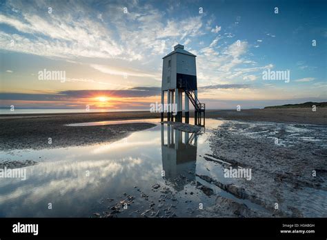 Sunset over the lighthouse at Burnham on Sea on the Somerset Coast Stock Photo - Alamy