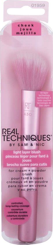 Real Techniques Light Layer Blush Brush Bol