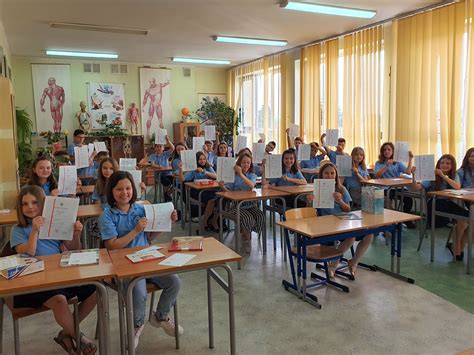 Zako Czenie Roku Szkolnego Szko A Podstawowa Nr W Ja Le