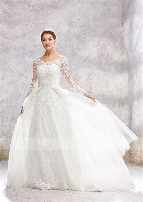 Ball Gown Princess A Line Scoop Neck Court Train Lace Tulle Wedding