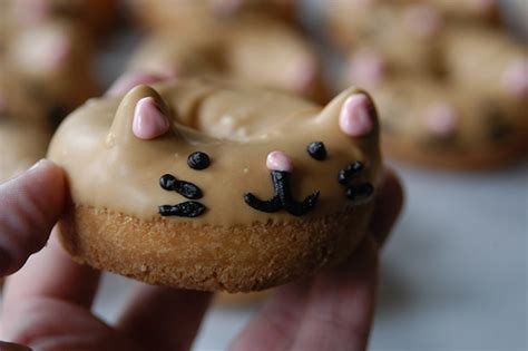 How To Kitty Cat Donuts Make