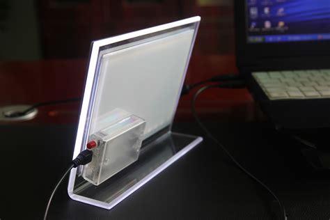 China Led Backlit Tabletop Acrylic Photo Frame Light Box Cst B