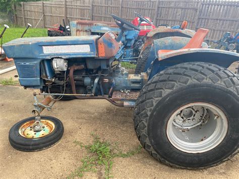 Salvage Tractor Kubota L175