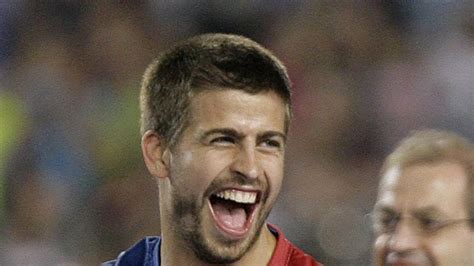 Gerard Pique Winds Up Real Madrid Fans Over Valencia Win Football España