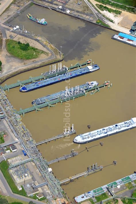 Köln von oben Der Godorfer Hafen in Köln Godorf bei Wesseling im