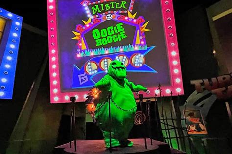 Oogie Boogie Bash 2025 Calendar Weekly Gabbey Petronia