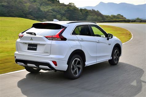 Eclipse Cross Surge Novo Visual Veja Fotos Vazadas Do Modelo