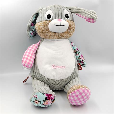 Peluche Range Pyjama Lapin Gris Rose Blanc Bleu Fleurs CUBBIES