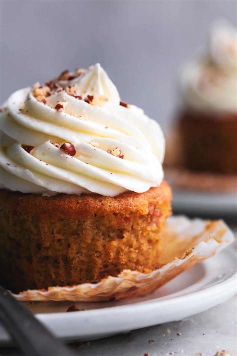 Moist Easy Carrot Cake With Cream Cheese Frosting Creme De La Crumb