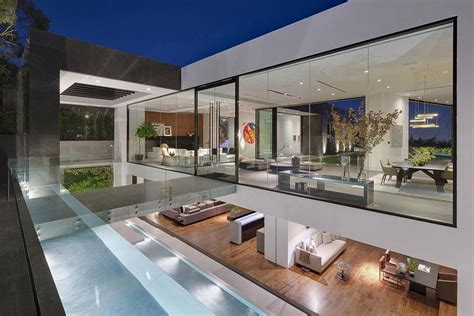 Calvin Klein Drops 25 Million On Bananas Mansion In The Hills Glass House Design Modern