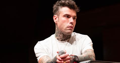 Caso Iovino Fedez Indagato Per Rissa Lesioni E Percosse In Concorso