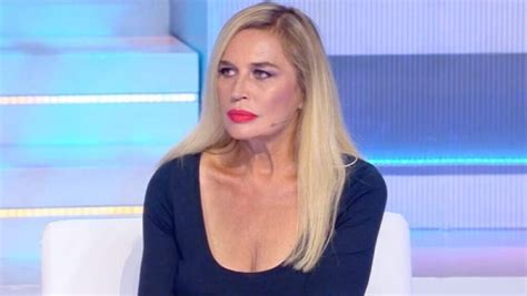 Lory Del Santo Fa Una Clamorosa Previsione Sul Futuro Di Barbara Durso In Tv Lanostratv