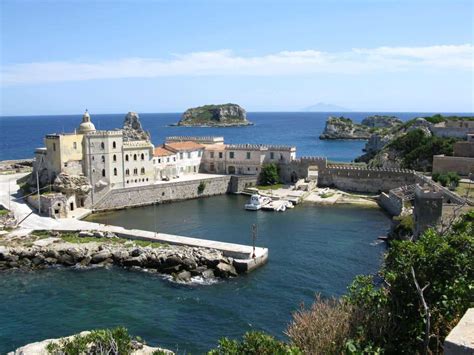 Isola Pianosa Un Tesoro Naturale Protetto Nel Mediterraneo