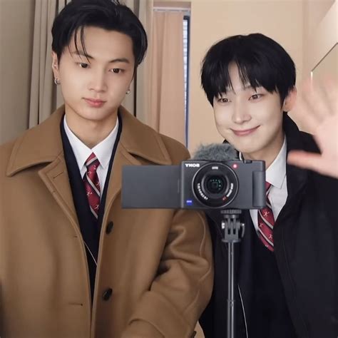 Pin By Clauzy On Enhypen Cute Couple Videos Cute Gay Couples Cute Gay