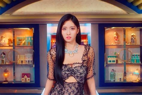 Twice Rilis Video Teaser Momo Untuk Album Mini Feel Special Koreanindo