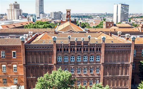 Descubre Todo Lo Que La Universidad Comillas Tiene Para Ofrecerte Una