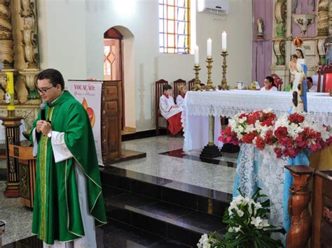 Imagem Peregrina De Nossa Senhora M E E Rainha Das Voca Es Visitou A