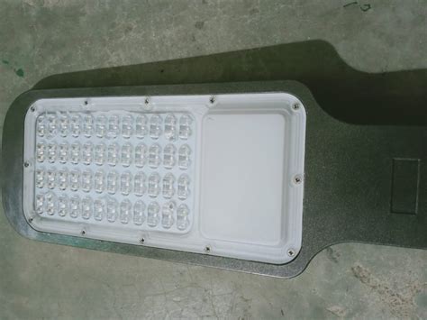 ISI Warm White LED Street Light Ceramic Aluminium 0 98 At Rs 850