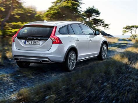 2016 Volvo V60 Cross Country The Station Wagon Transformed Gear Diary