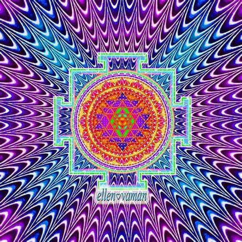 Pin By Noe Escarcega On Ne Sacred Art Optical Illusions Meditation Art