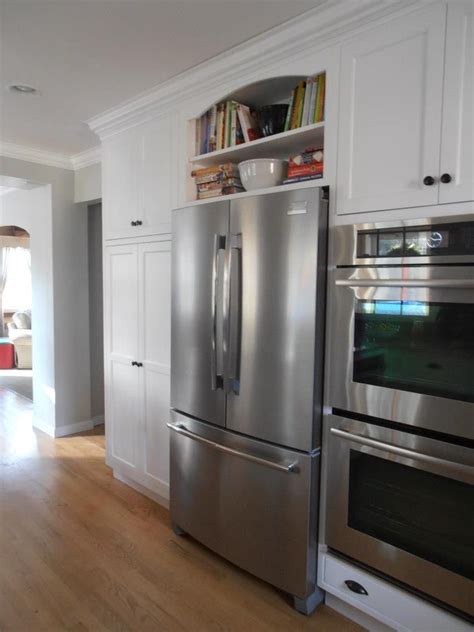 Fridge And Double Ovens White Kitchen With Cambria Bellingham Small