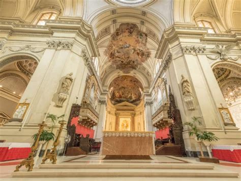 Climbing the cathedral of Palermo | Visiting the crypt, treasury and roof