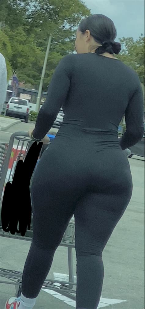 Slim Thick Unreal Latina Oc Spandex Leggings Yoga Pants Forum