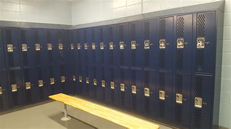 School Lockers for Hallways and Athletics | DeBourgh