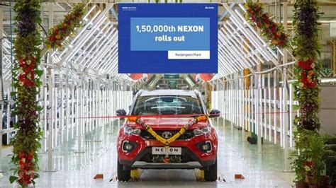 Tata Motors Rolls Out 1 50 000th Nexon From Pune Facility