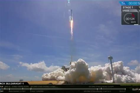 Spacex Successfully Launched And Landed Its Second Recycled Rocket Recode