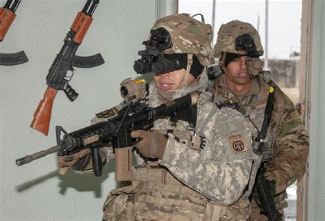 Army to field new night vision goggles | Article | The United States Army