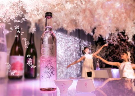 プレミアムフライデーから3日間限定日本酒飲み比べイベントのチケット発売スタート NAKED FLOWERS 2021 桜 世界遺産二条城