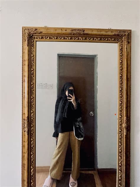 Pin By Alya Nafisah On Ootd Mirror Oversized Mirror Decor