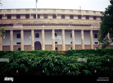 Rsc 82136 Indian Parliament House Round Building With Pillars Sansad