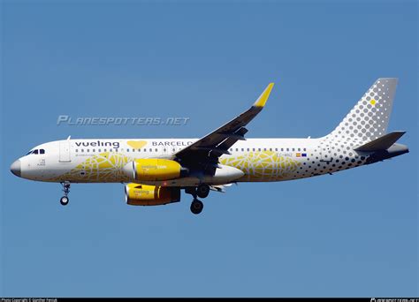 Ec Mnz Vueling Airbus A Wl Photo By G Nther Feniuk Id