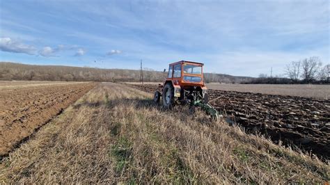 Tractor Vlog 2u650 2Plug PP4 30 De Mat Craiova La Arat Pentru