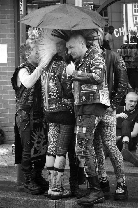 Pin By Raymond Arellano On Subculture World Punk Punk Culture Punk Goth