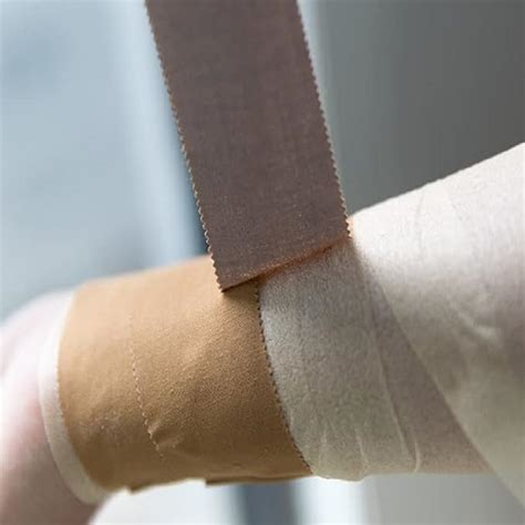 Disposable Adhesive Zinc Oxide Plaster Tape Excellent Adhesion And High