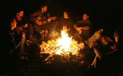 The Best Guitar Campfire Songs Without Being Kitschy