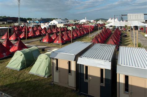 Bild Zu Komfort Camping Auf Rock Am Ring