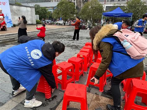 我校开展“传承雷锋精神，弘扬传统文化”研究生志愿服务活动