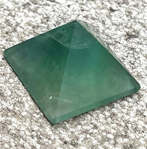 Groene Natuurlijke Jade Piramide Catawiki