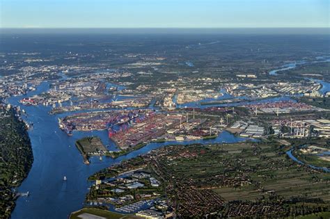 Hamburg aus der Vogelperspektive Hamburger Hafen Übersicht in Hamburg