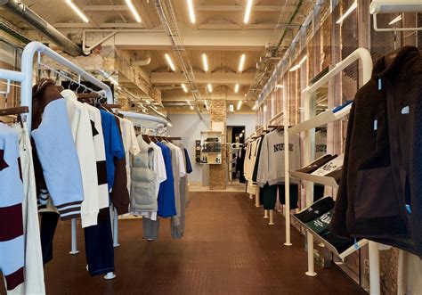 Nude Project Llega A Valencia La Marca De Moda Que Triunfa En Tiktok E Instagram Abre Su