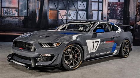 Ford D Voile La Mustang Gt Cheval De Course News