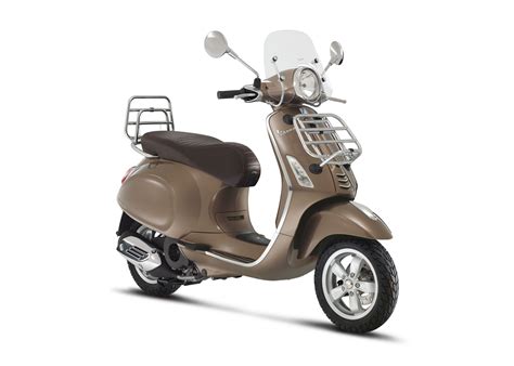 Motorrad Vergleich Vespa Primavera 50 Touring 2018 Vs Vespa Primavera