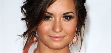 Apr S Son Overdose Demi Lovato A Accept D Aller En Cure De