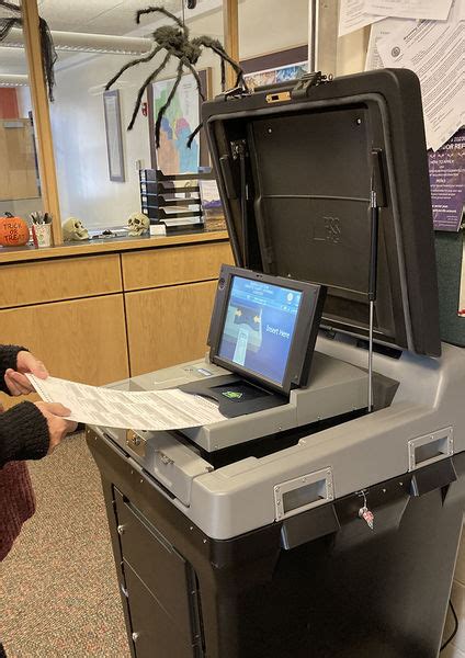 Casting A Ballot Pinedale Online News Wyoming